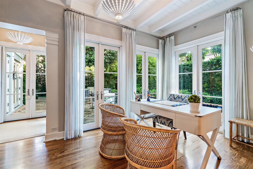 REVERIE IN - Residential