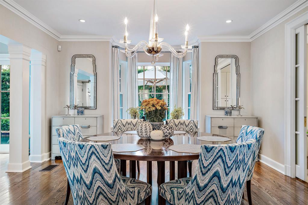 REVERIE IN - Residential