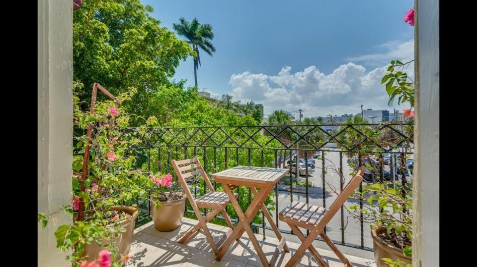 POLO CONDO - Residential