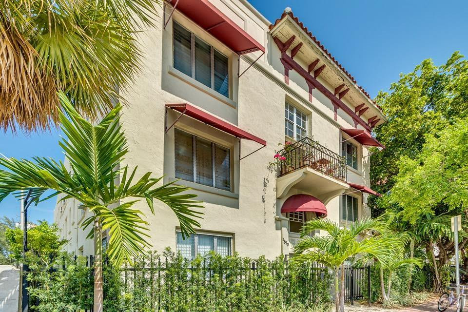 POLO CONDO - Residential