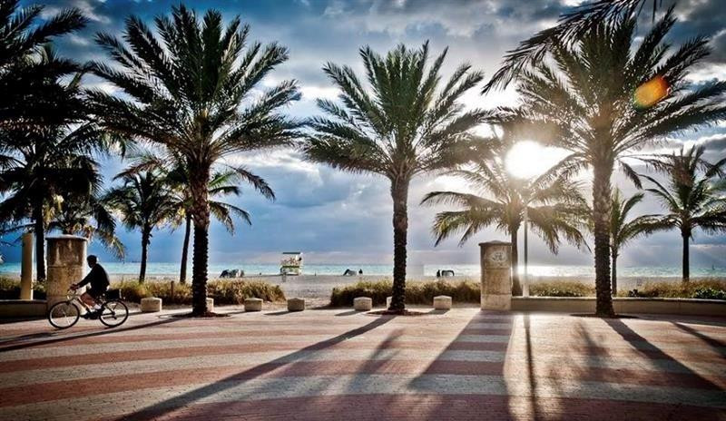 POLO CONDO - Residential