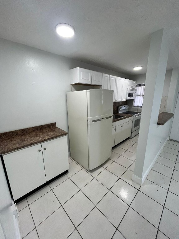 Riverside 3 7-17 B - Residential Lease