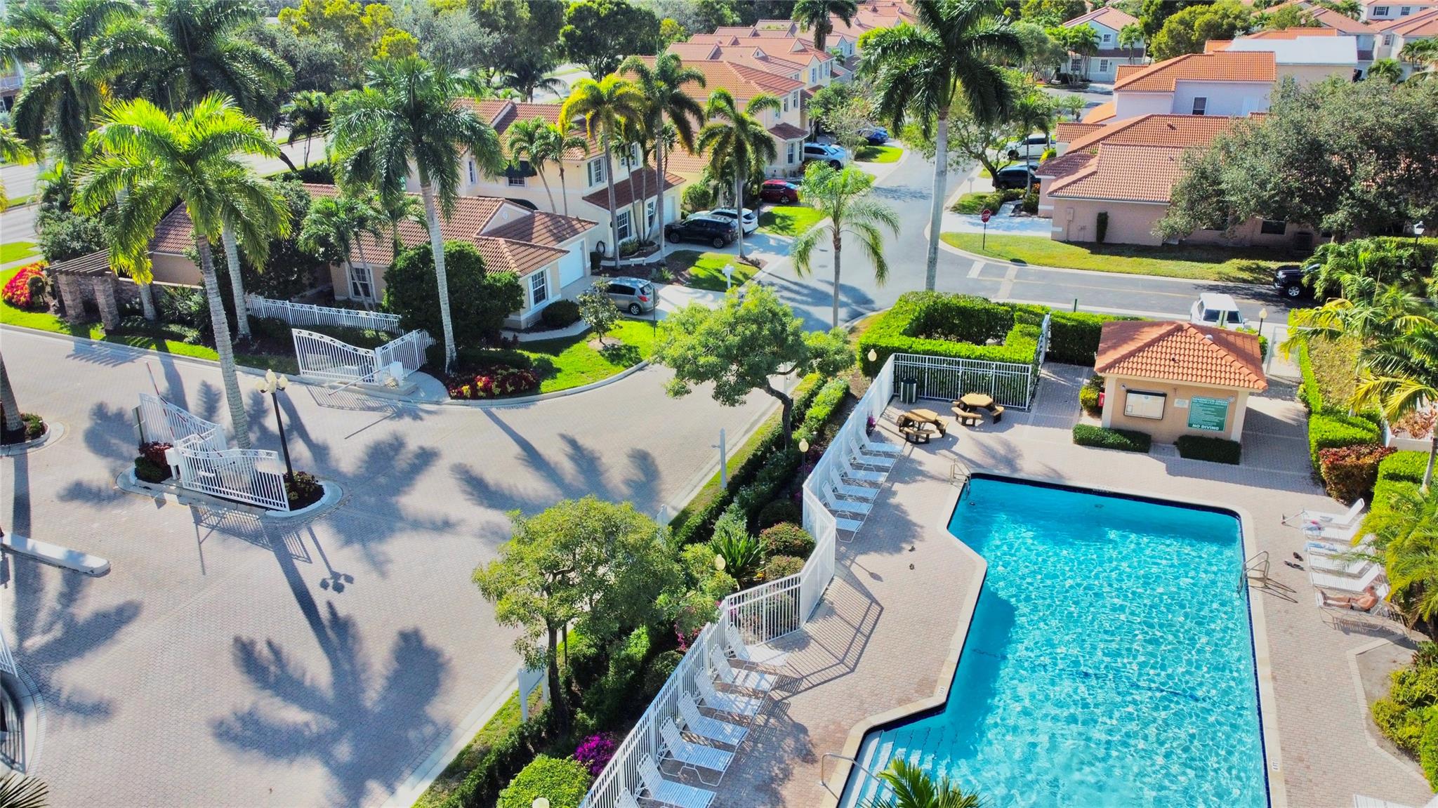 Kensington South 155-15 B - Residential