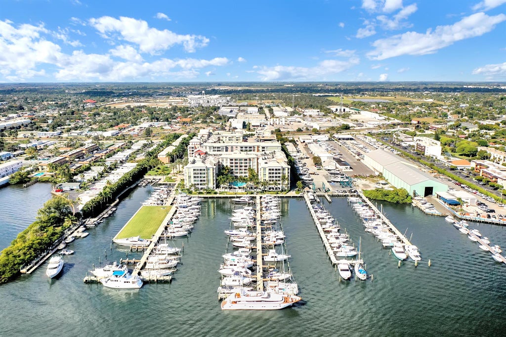 Photo of 804 E Windward Way #606, Lantana, FL 33462 (MLS # R11100967)