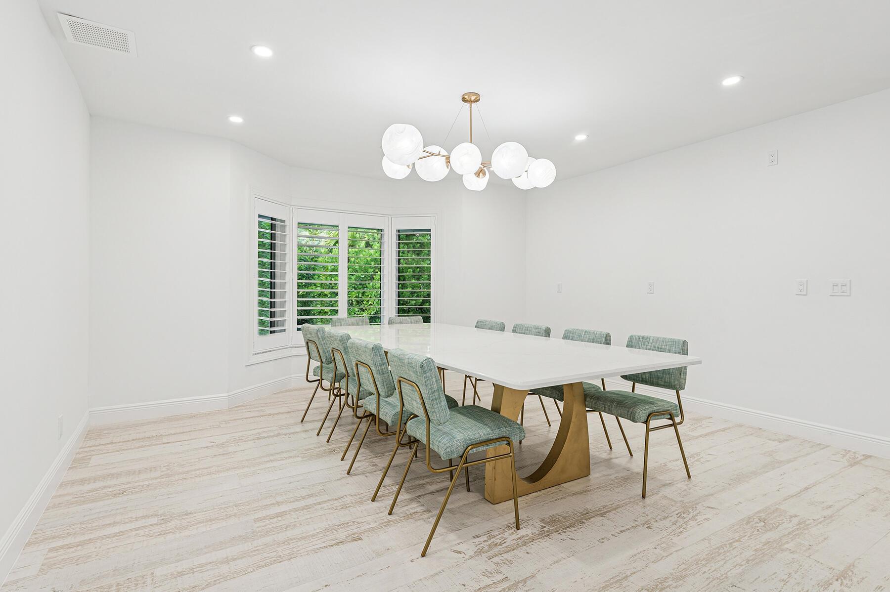 PRESIDENT COUNTRY CLUB 4 - Residential