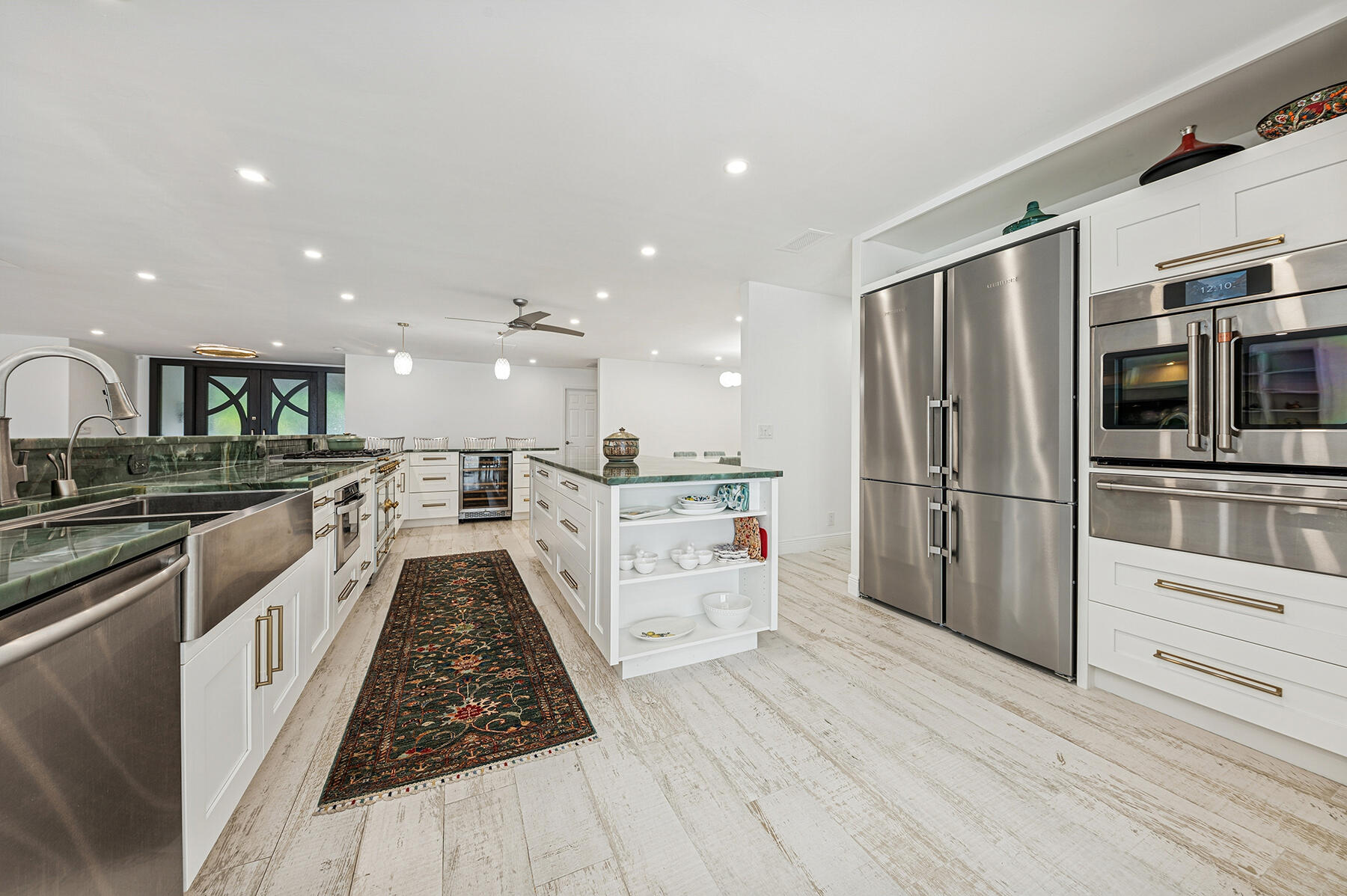 PRESIDENT COUNTRY CLUB 4 - Residential