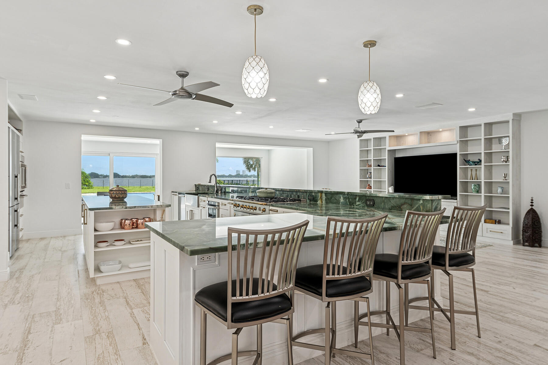 PRESIDENT COUNTRY CLUB 4 - Residential