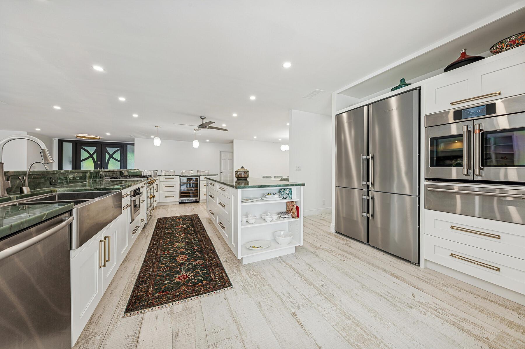 PRESIDENT COUNTRY CLUB 4 - Residential