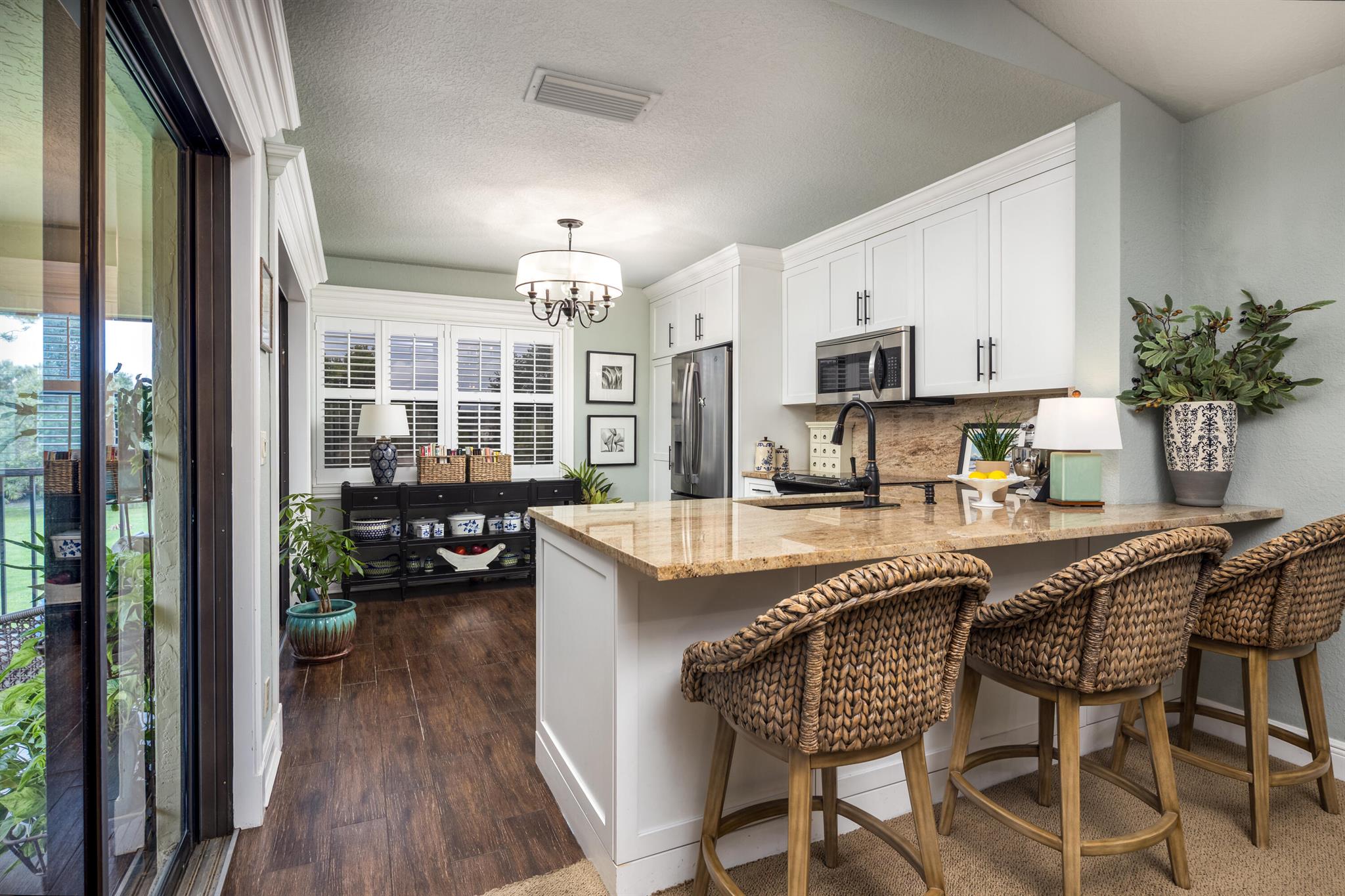 CLUBHOUSE COURT CONDO - Residential