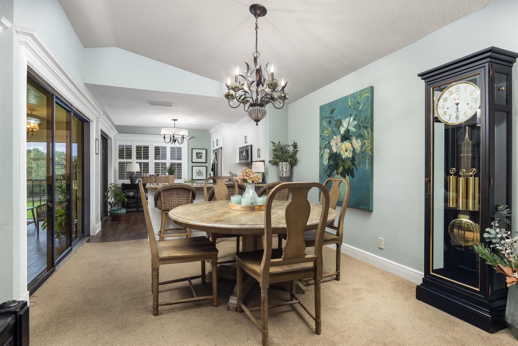 CLUBHOUSE COURT CONDO - Residential