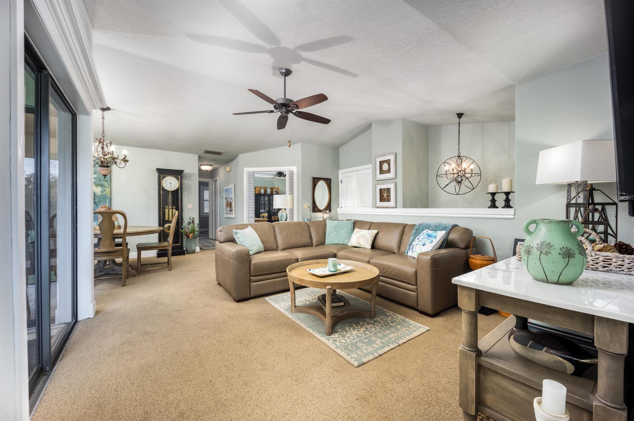 CLUBHOUSE COURT CONDO - Residential