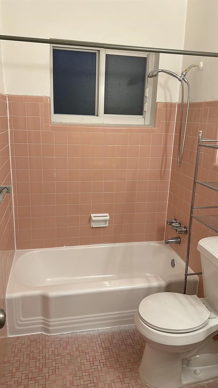 Orleans House Condohaynsw - Residential Lease