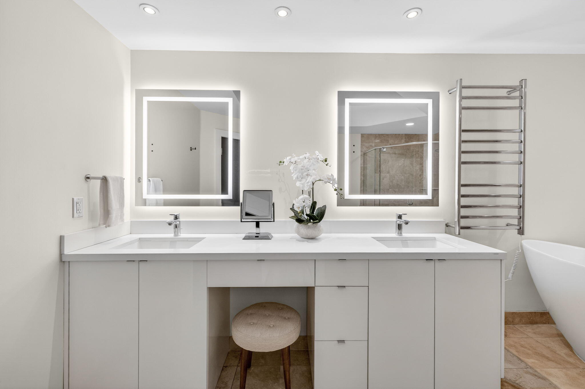 JACKSON TOWER LAS OLAS CONDO - Residential