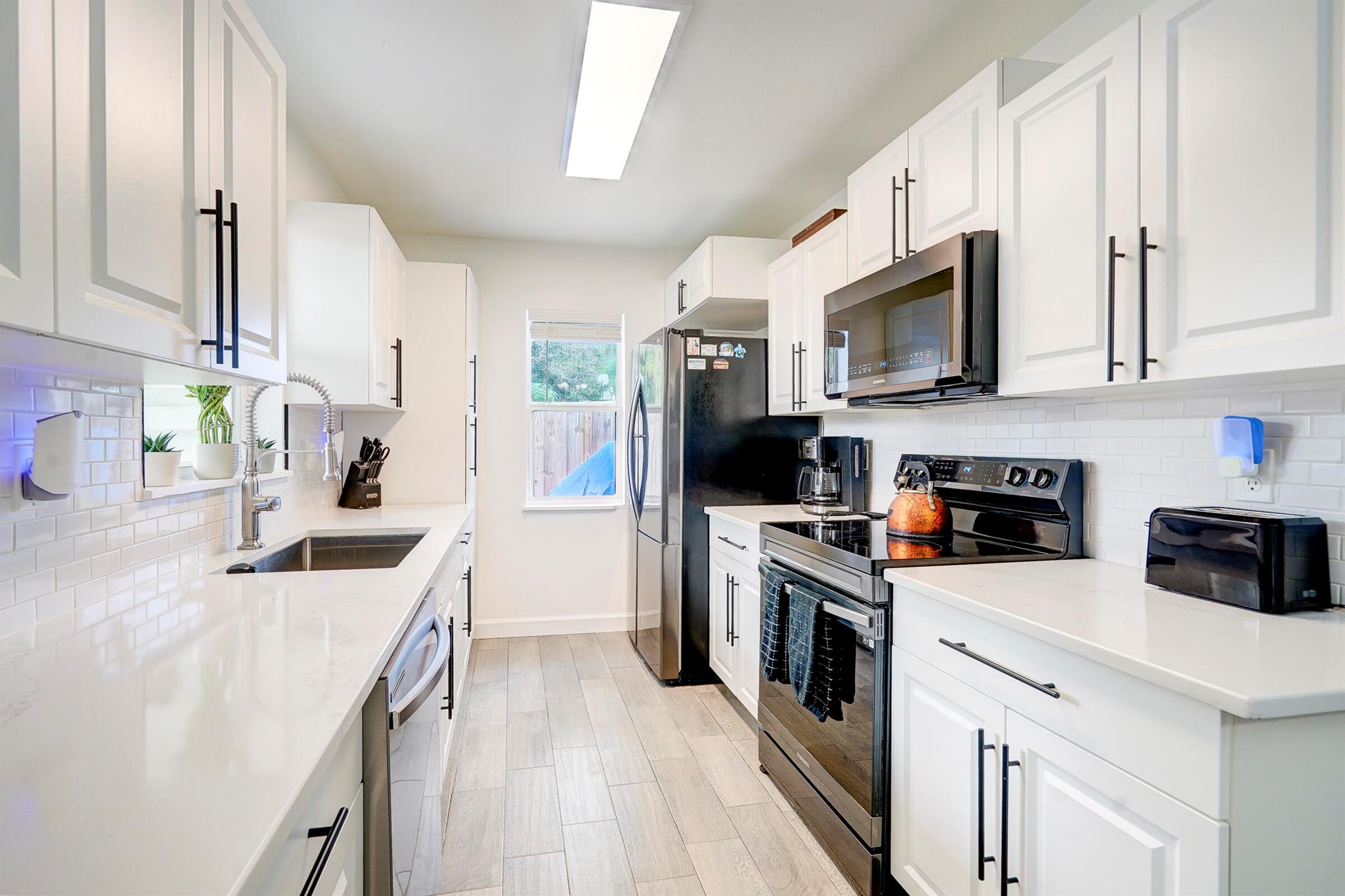 SILVER LAKE PARK SUBDIVIS - Residential