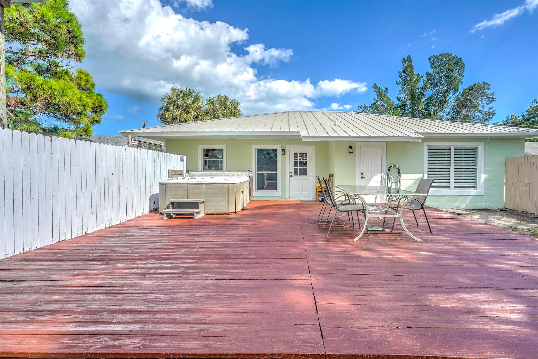 SILVER LAKE PARK SUBDIVIS - Residential