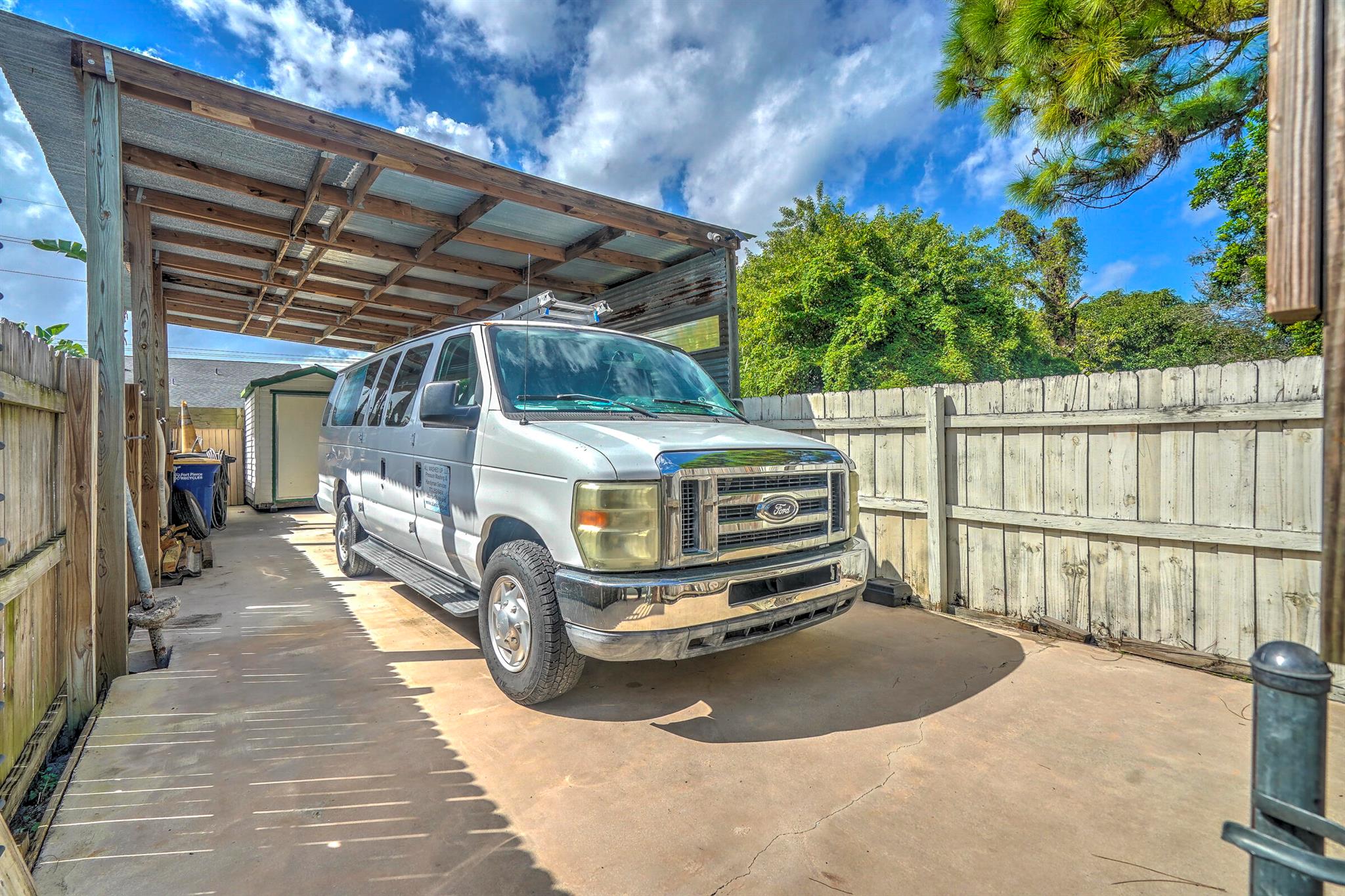 SILVER LAKE PARK SUBDIVIS - Residential