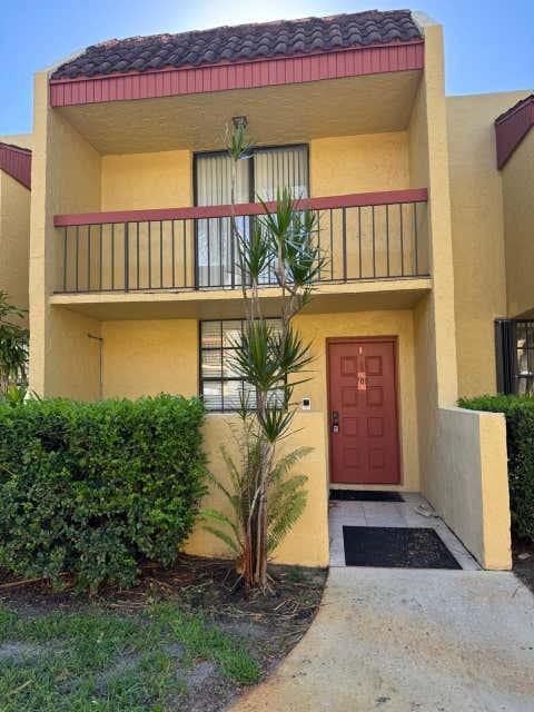Photo of 769 SE 1st Way #85, Deerfield Beach, FL 33441 (MLS # B26023636)