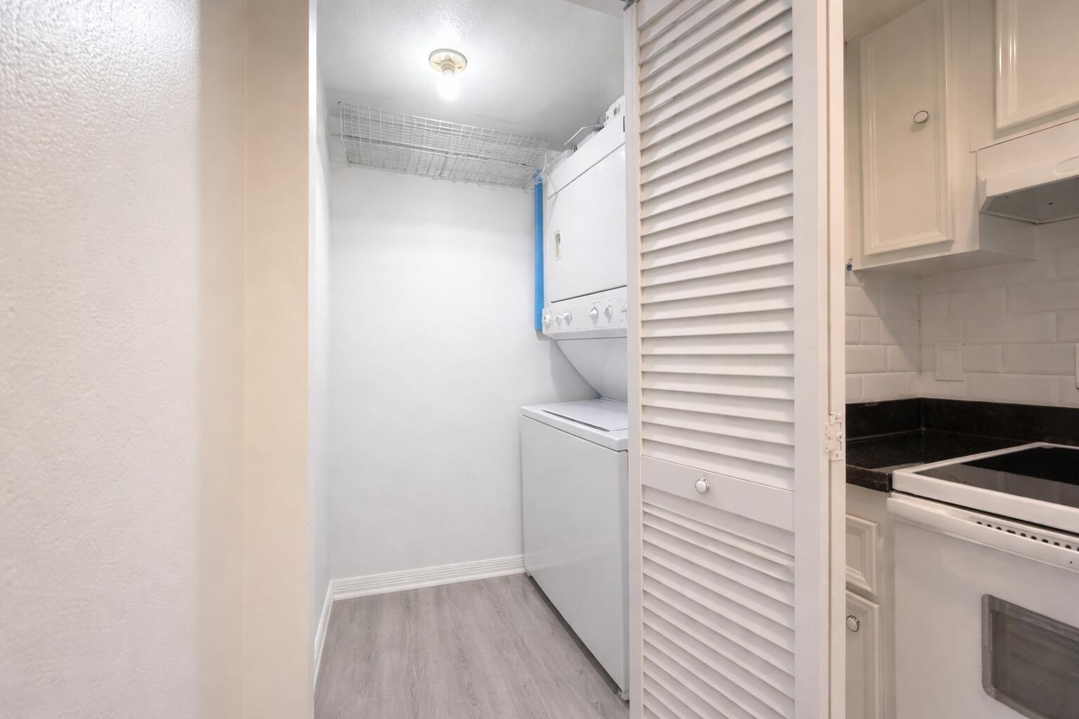 VISTA GARDENS I CONDO - Residential