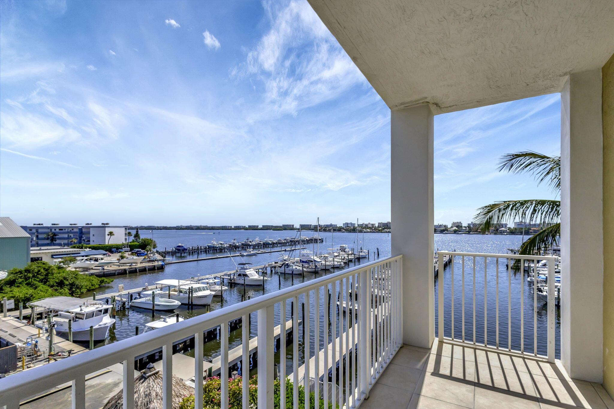 806 E Windward Way 401