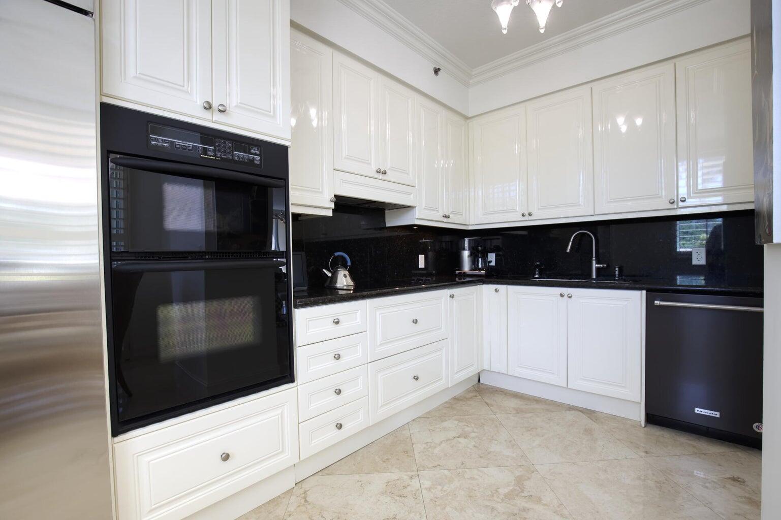 TOSCANA SOUTH CONDO - Residential Lease