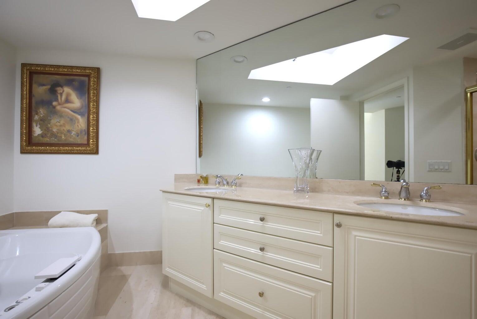 TOSCANA SOUTH CONDO - Residential Lease