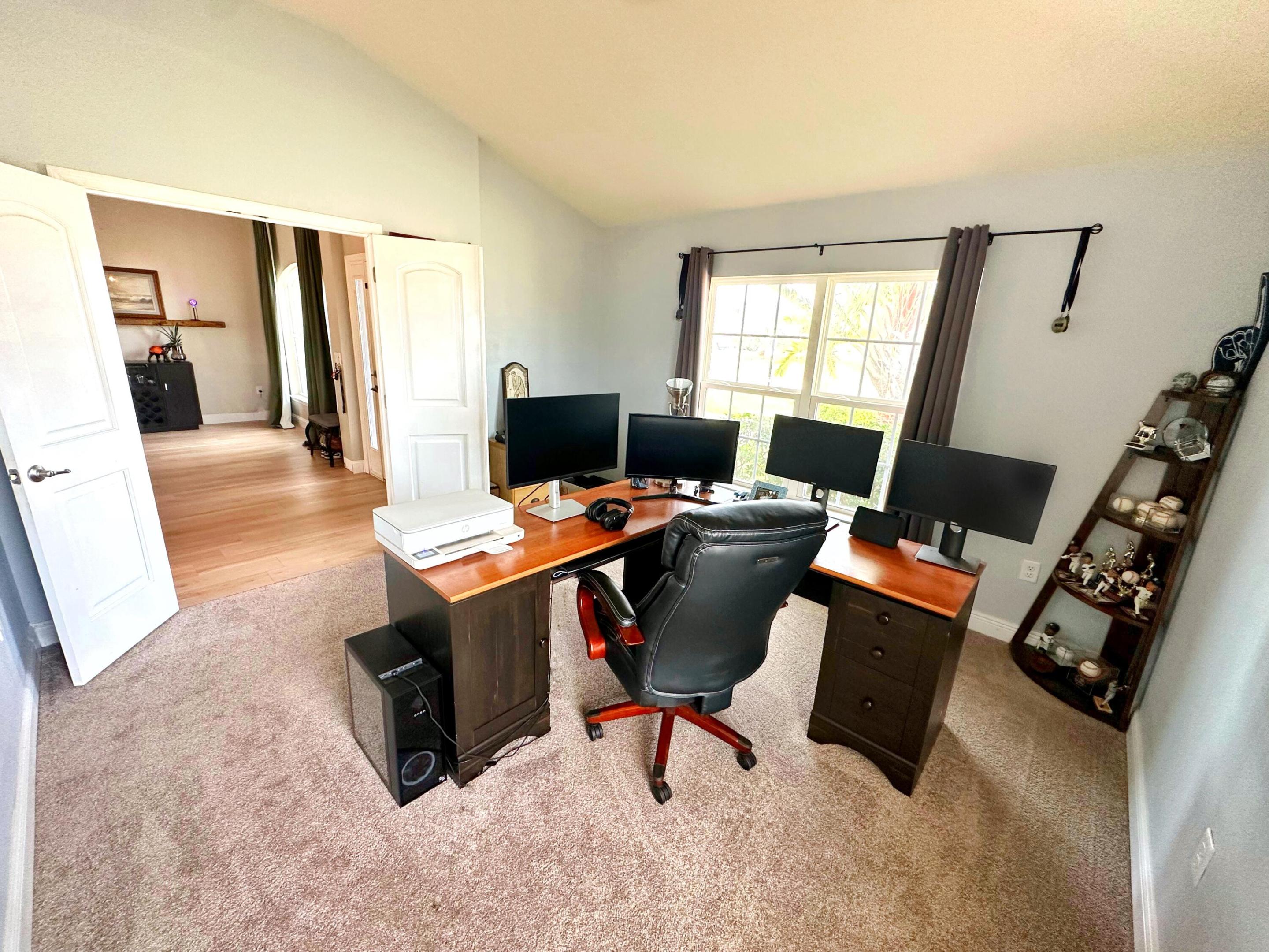 PORT ST LUCIE SECTION 33 - Residential