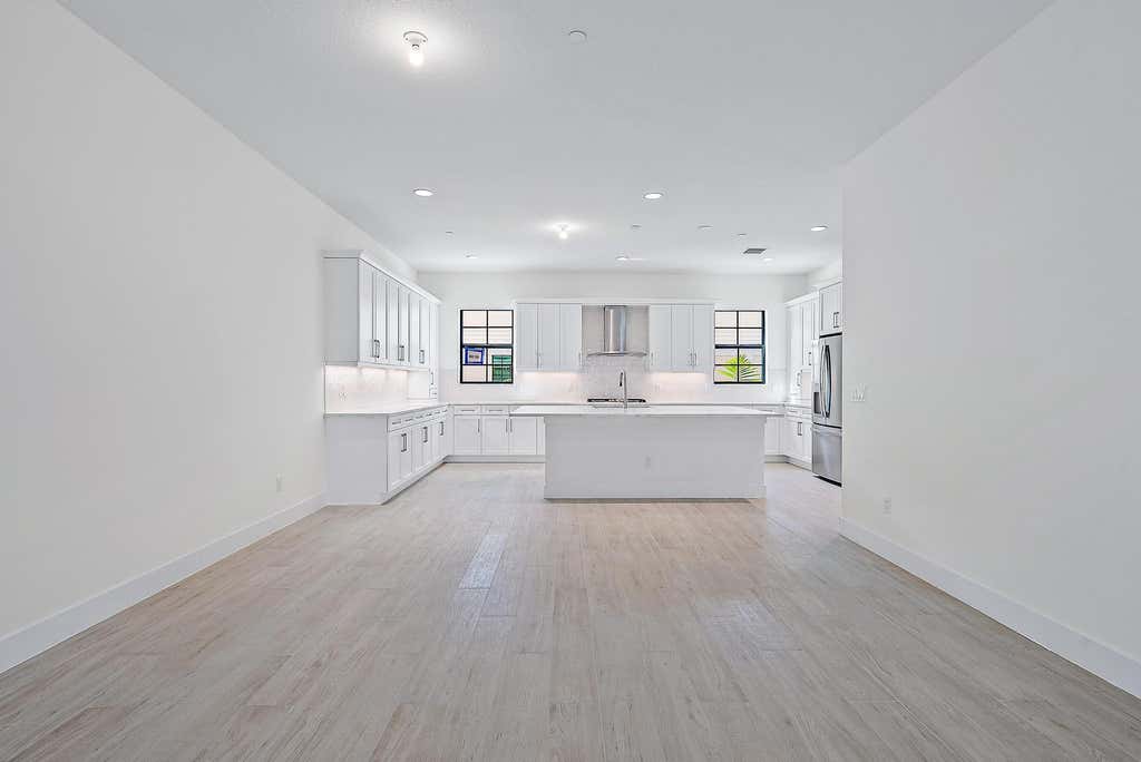 Photo of 5268 Beckman Terrace, Palm Beach Gardens, FL 33418 (MLS # B26058958)