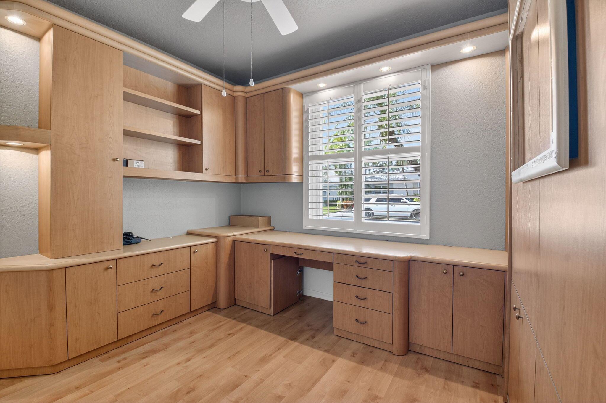 SHORES AT BOCA RATON PH 3 - Residential