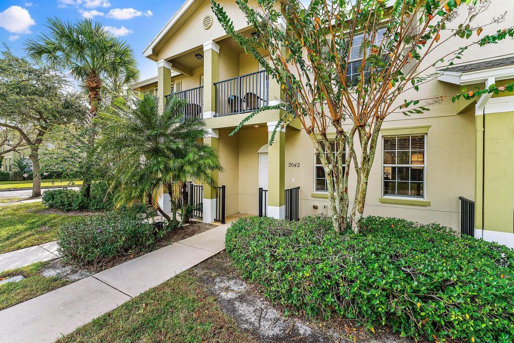 Photo of 2042 SE Korona Drive, Port Saint Lucie, FL 34952 (MLS # R10933446)