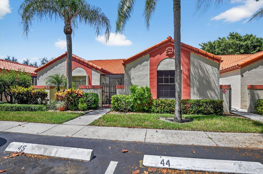 Photo of 45 Centennial Court, Deerfield Beach, FL 33442 (MLS # R11166124)