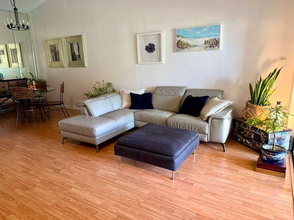 INDEPENDENCE BAY - Residential