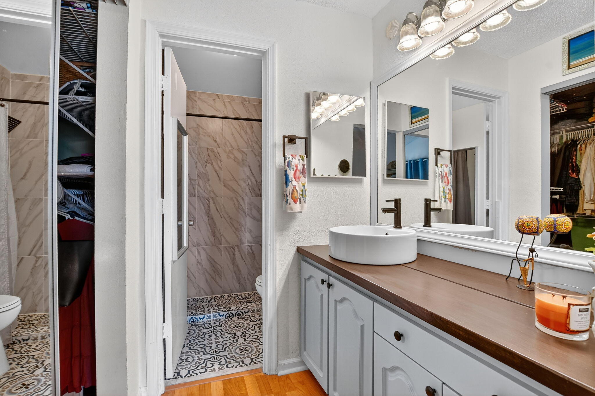 INDEPENDENCE BAY - Residential