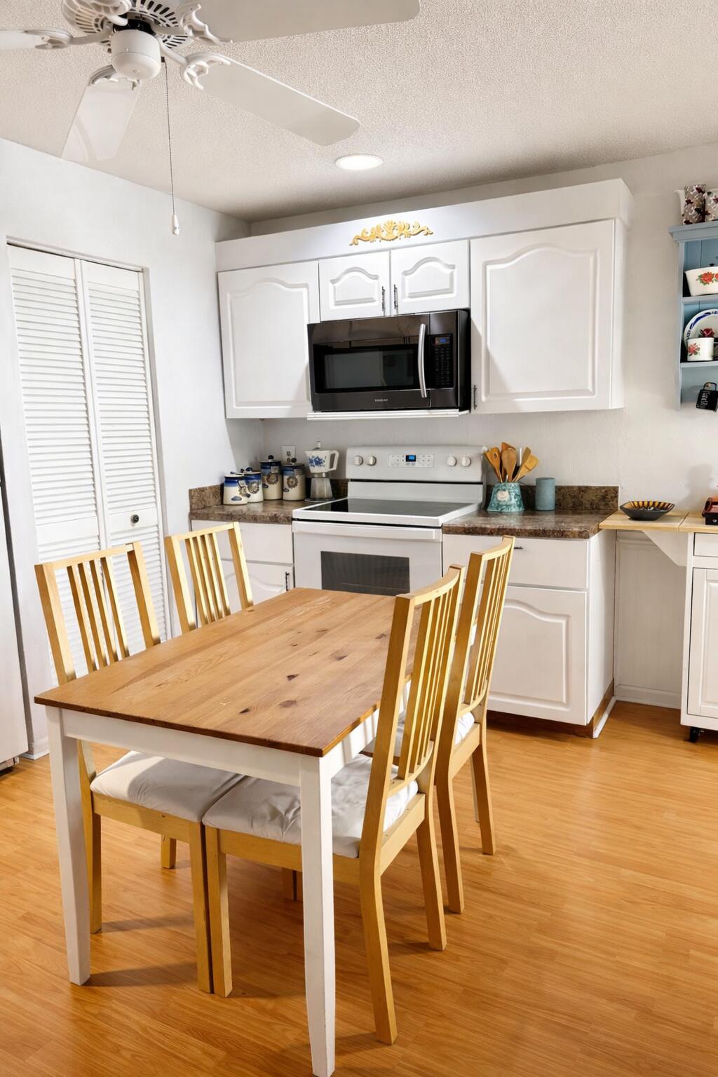 INDEPENDENCE BAY - Residential