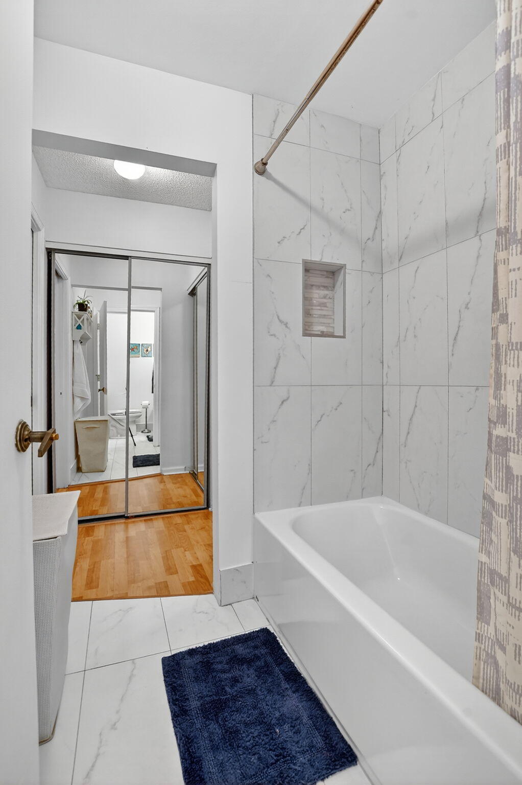 INDEPENDENCE BAY - Residential