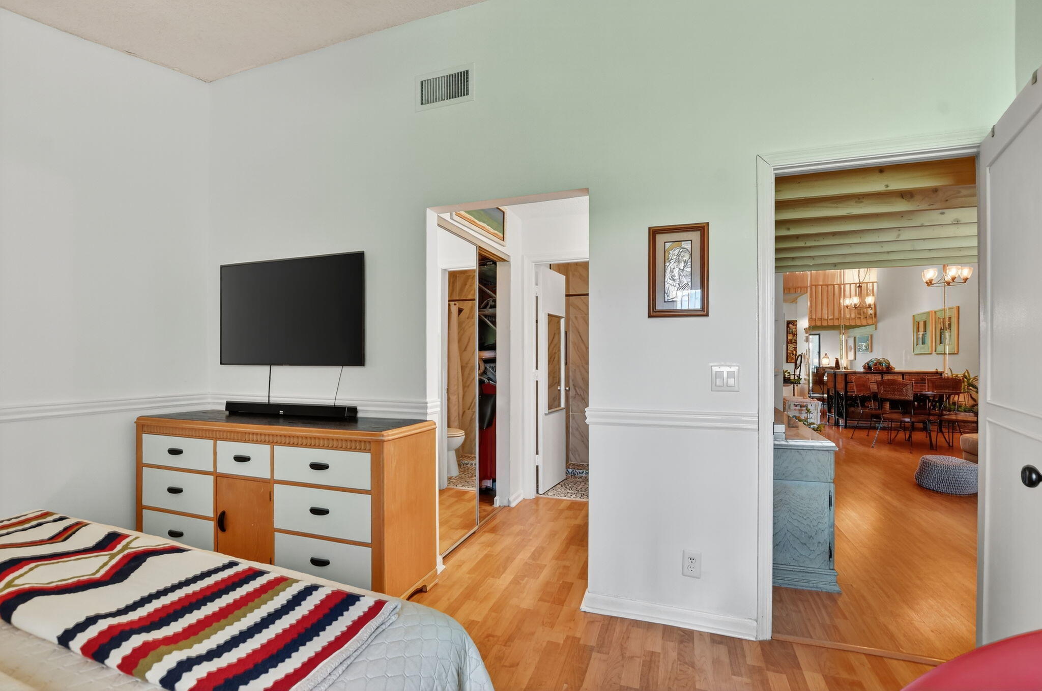 INDEPENDENCE BAY - Residential