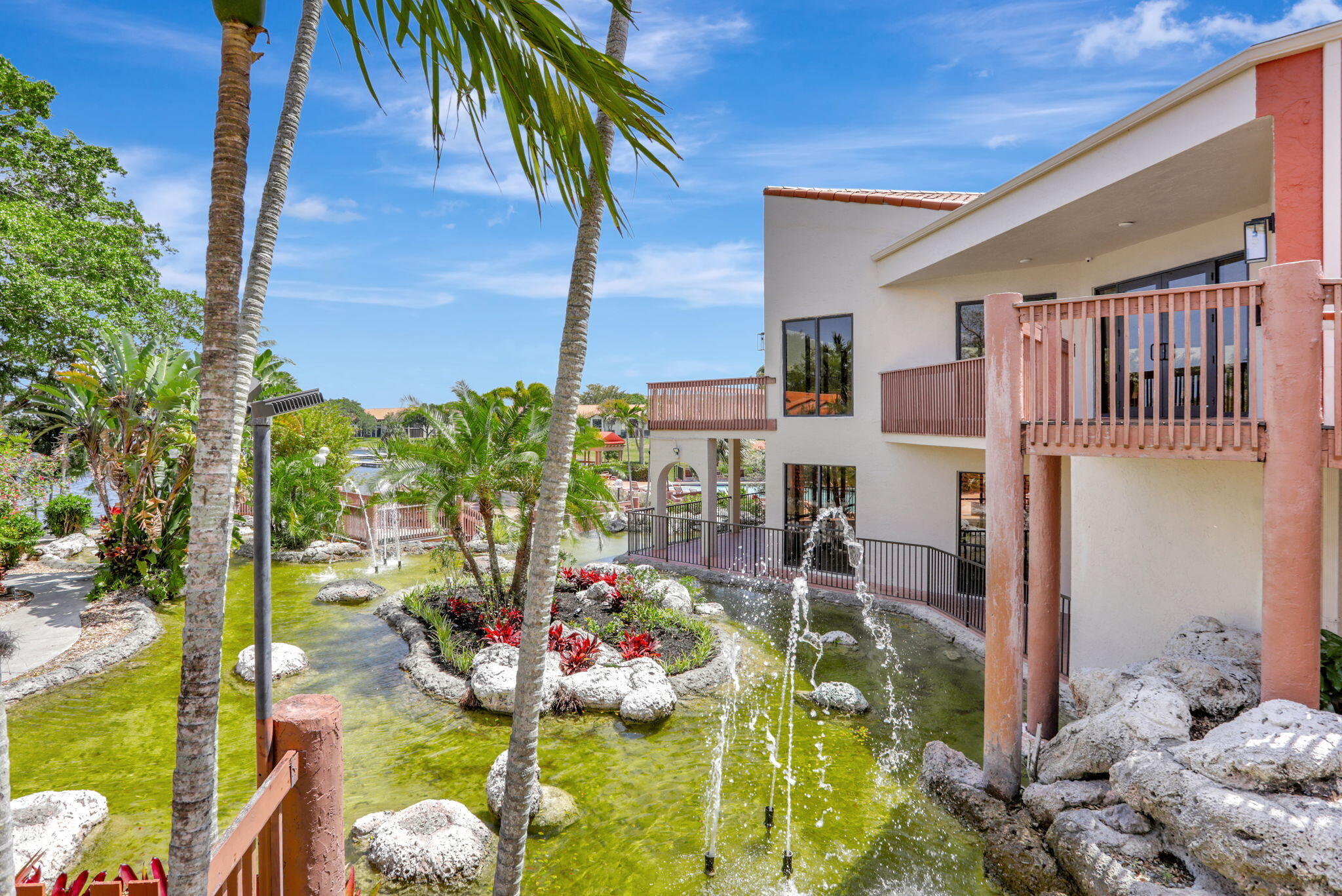 INDEPENDENCE BAY - Residential