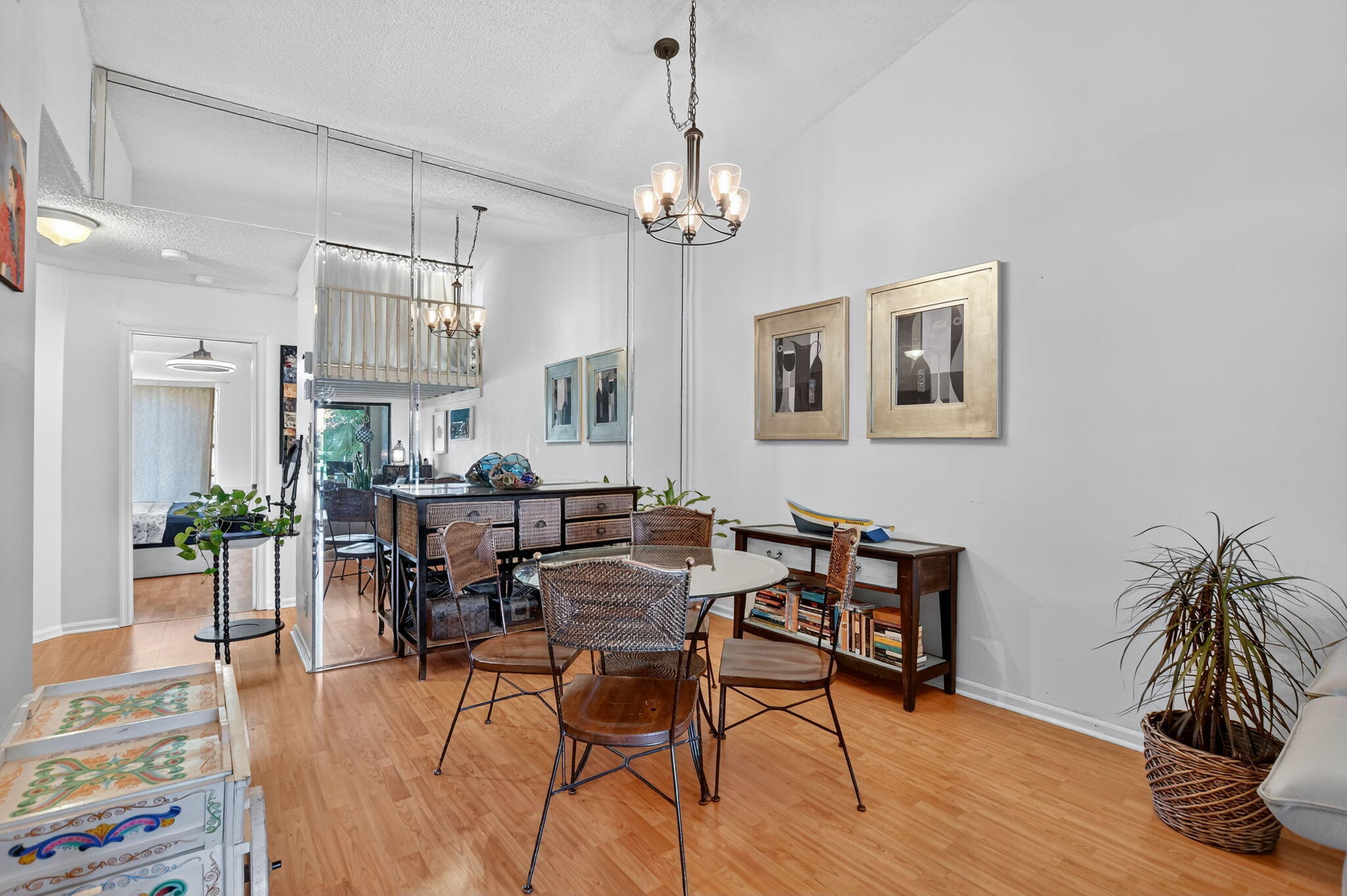 INDEPENDENCE BAY - Residential