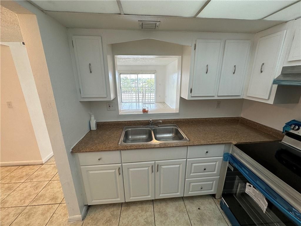 SUNSET HILLS I CONDO - Residential