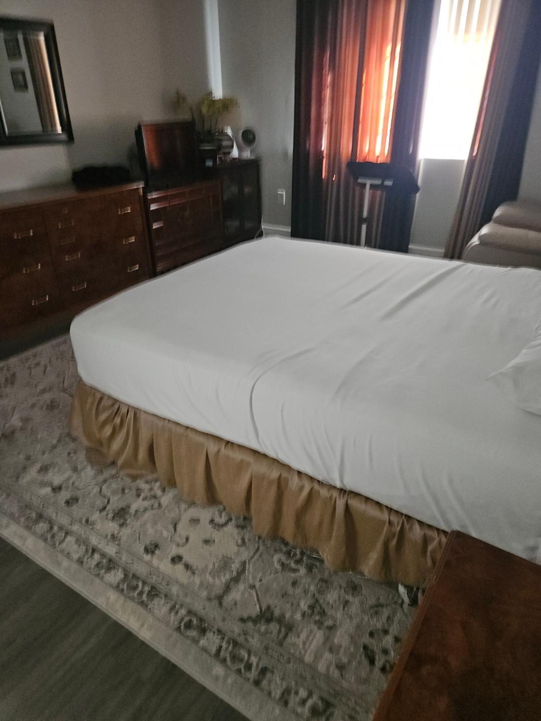 EVERGREEN LAKES - Residential
