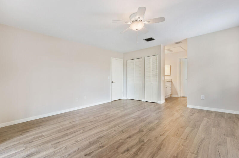 SHEFFIELD WOODS AT WELLINGTON - Residential