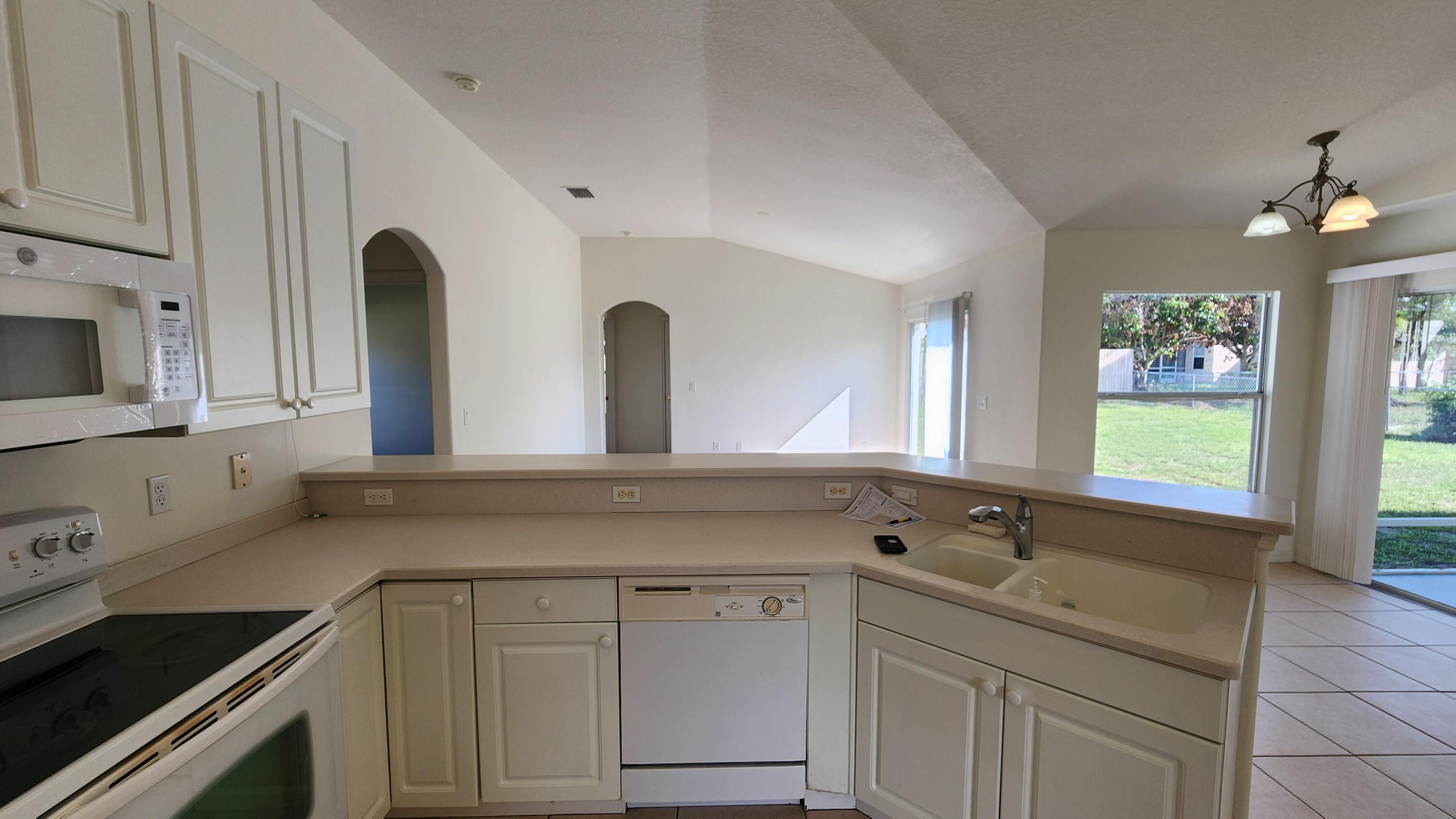 PORT ST LUCIE SECTION  34 - Residential