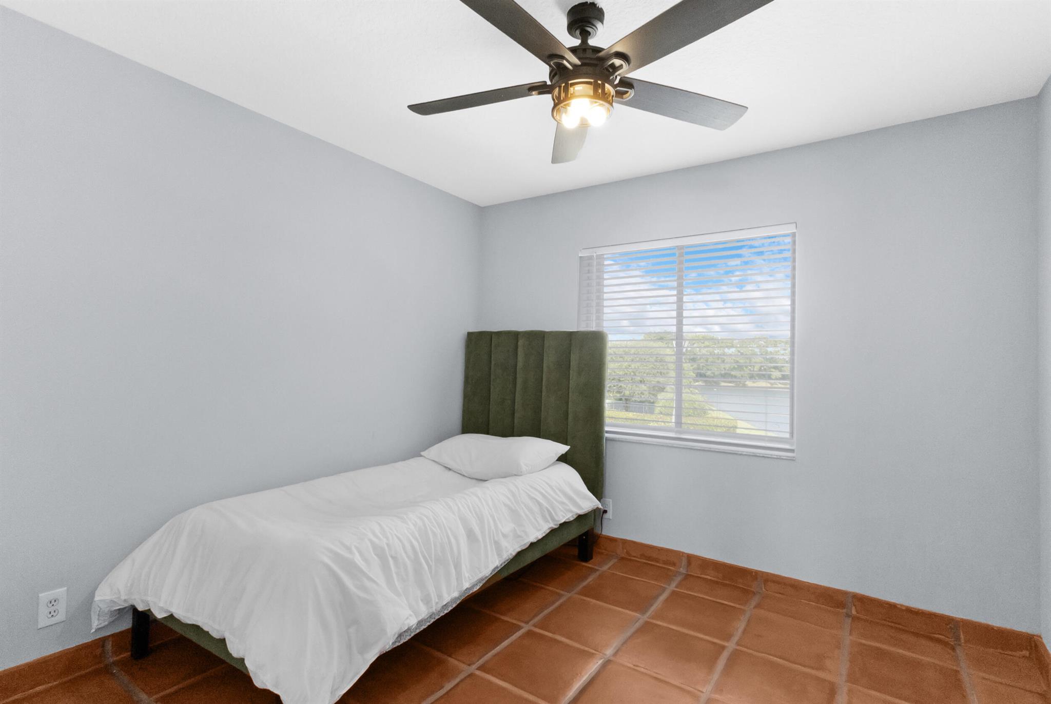 WINSTON TRAILS PAR 1 - Residential