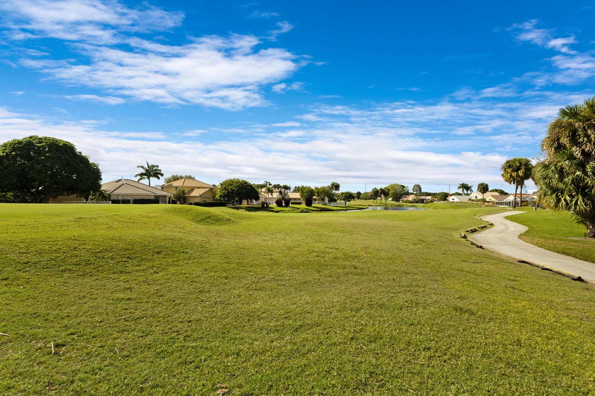 WINSTON TRAILS PAR 1 - Residential