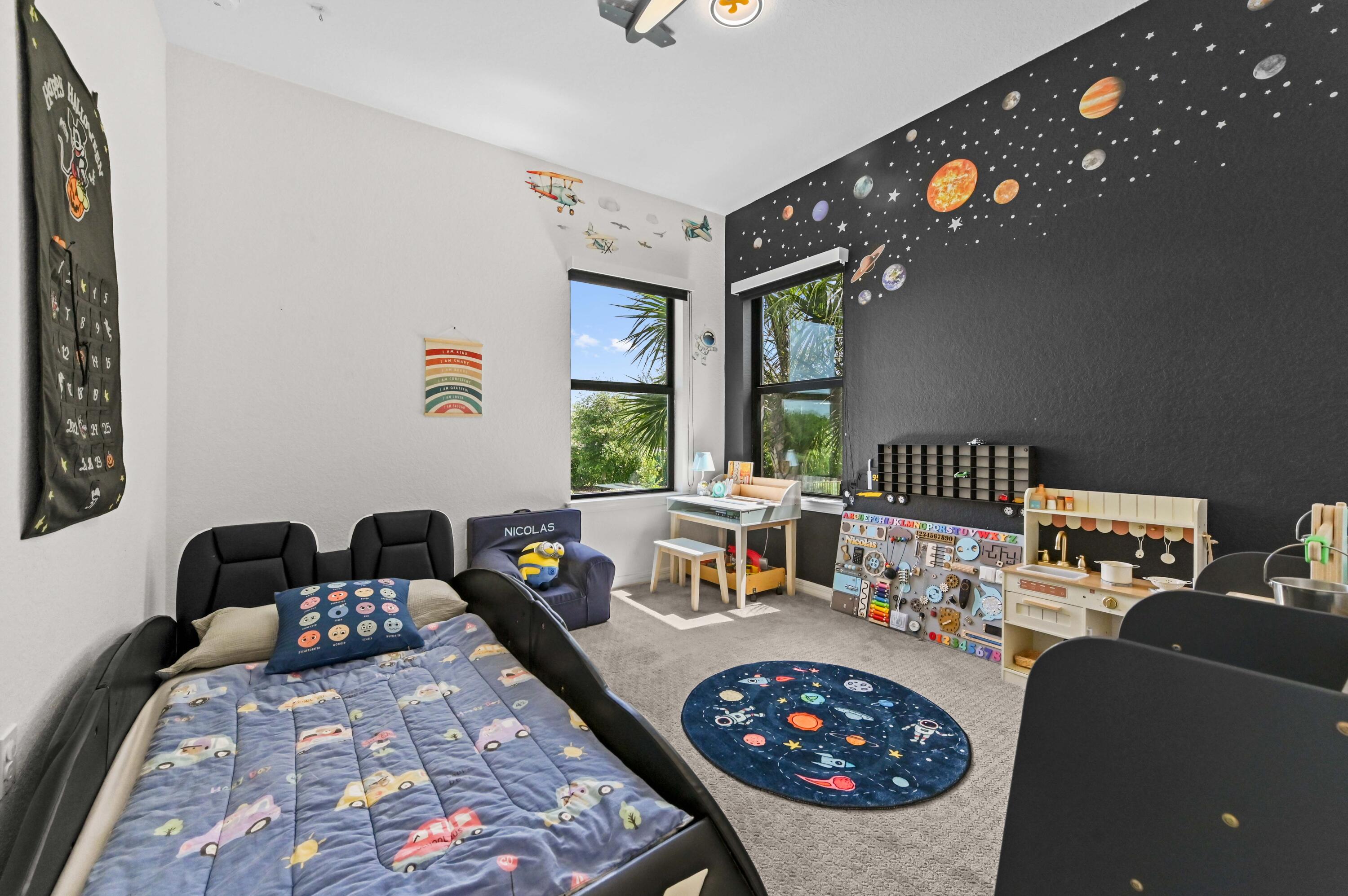 OAK TREE - Residential