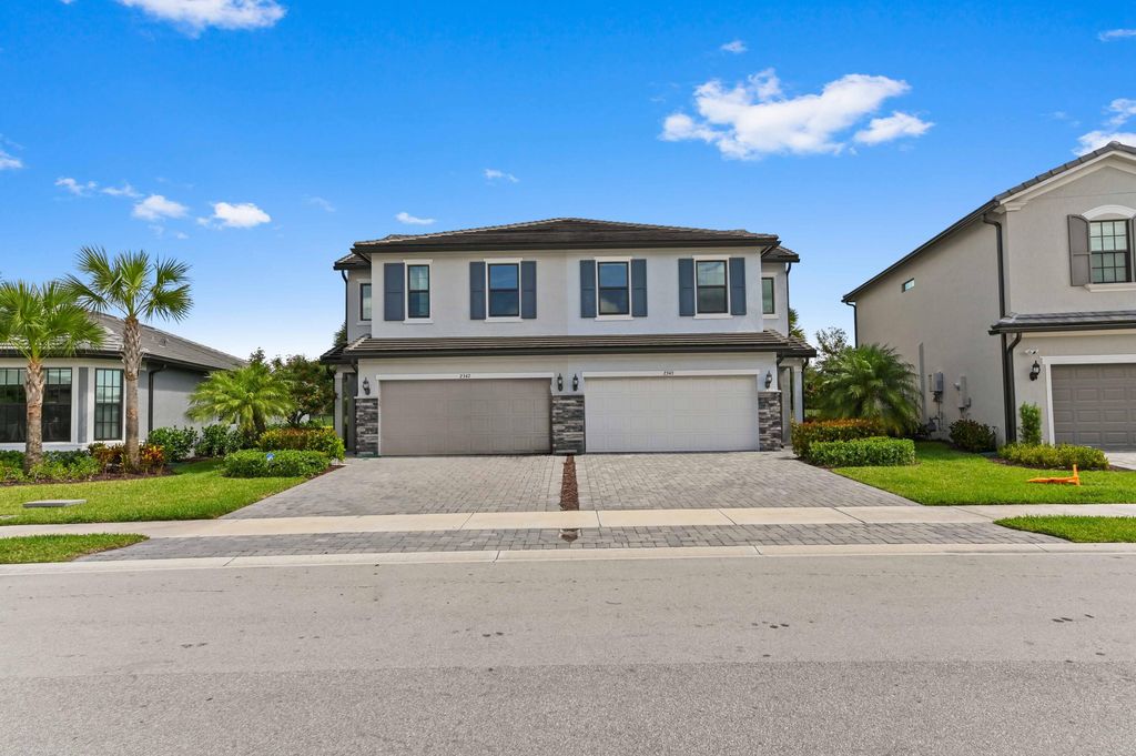 Photo of 2343 Rollingwood Court, Oakland Park, FL 33309 (MLS # B26013249)