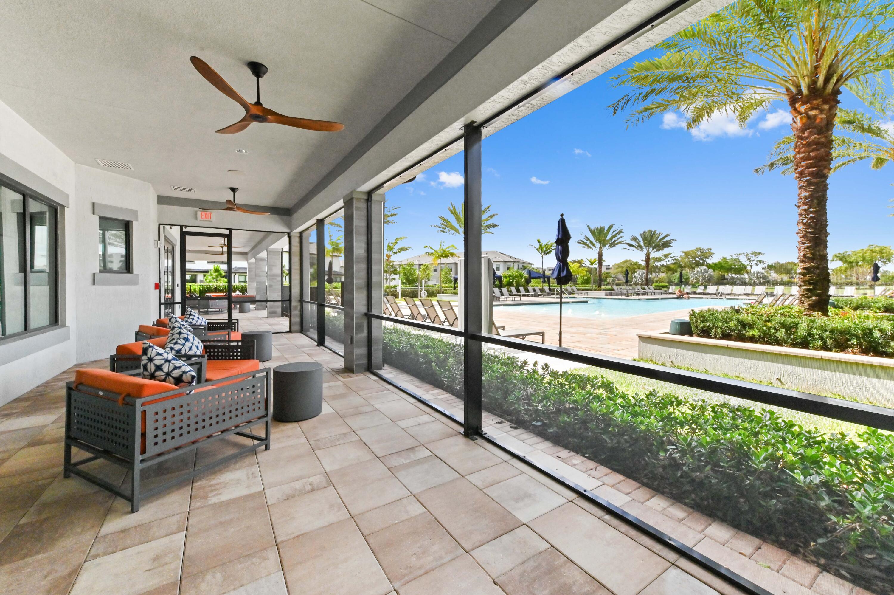 OAK TREE - Residential