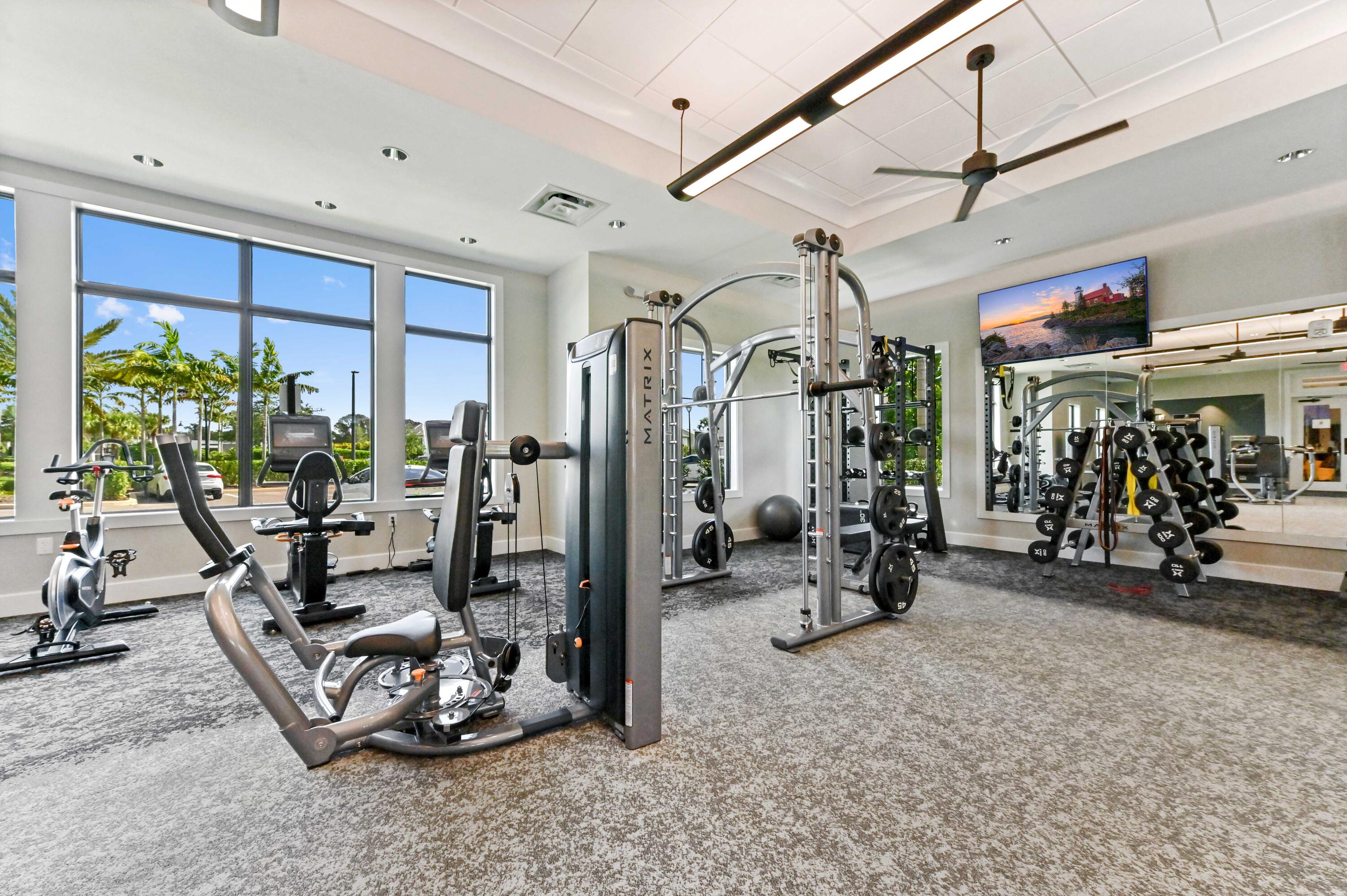 OAK TREE - Residential