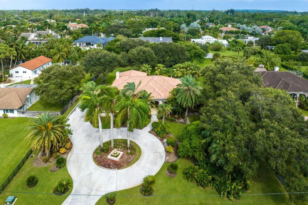 Photo of 6282 NW 74th Terrace, Parkland, FL 33067 (MLS # F10398134)