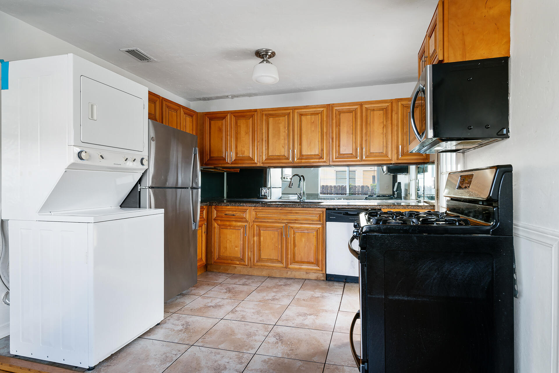 LAKE WORTH TOWN OF - Residential Income