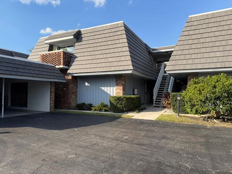 419 Pine Tree Court 20 Atlantis FL 33462